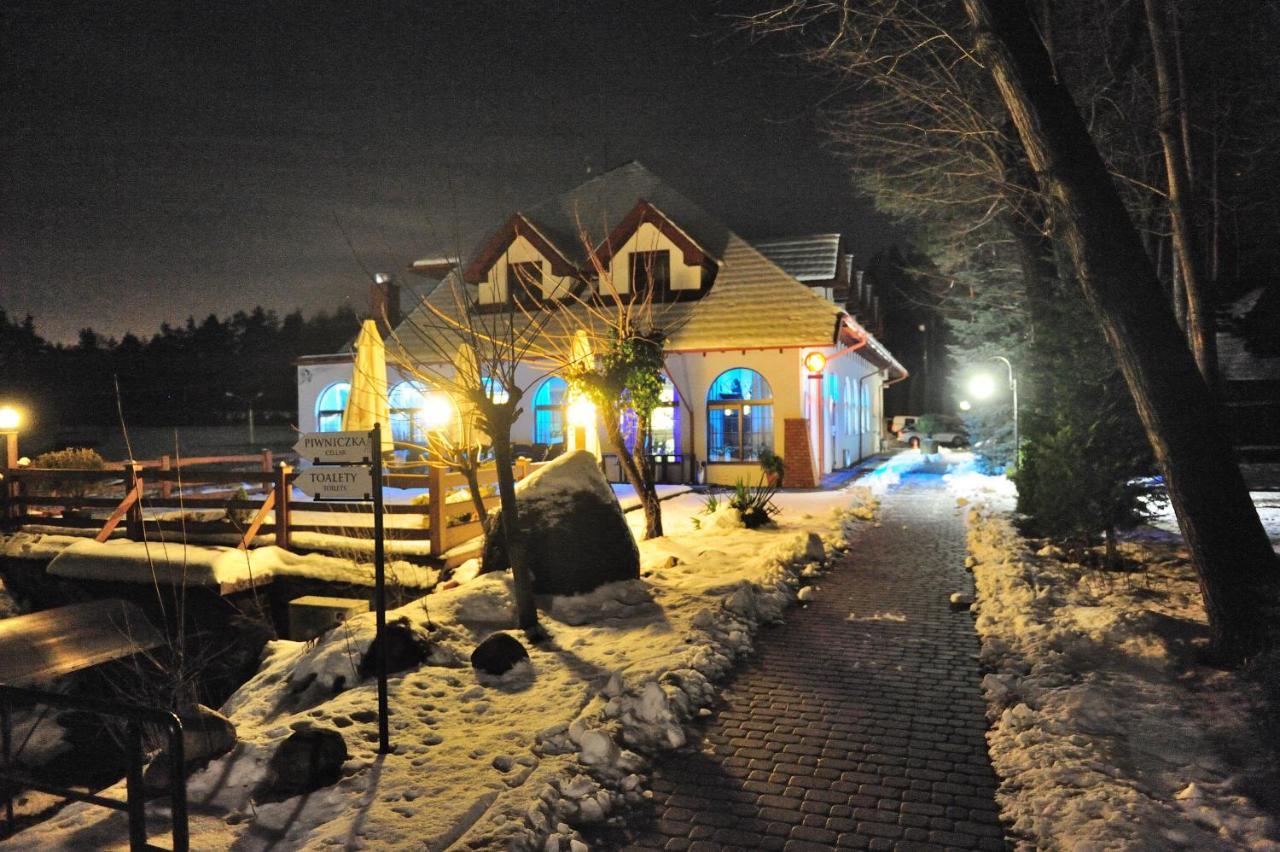 Malutkie Resort Radomsko Luaran gambar