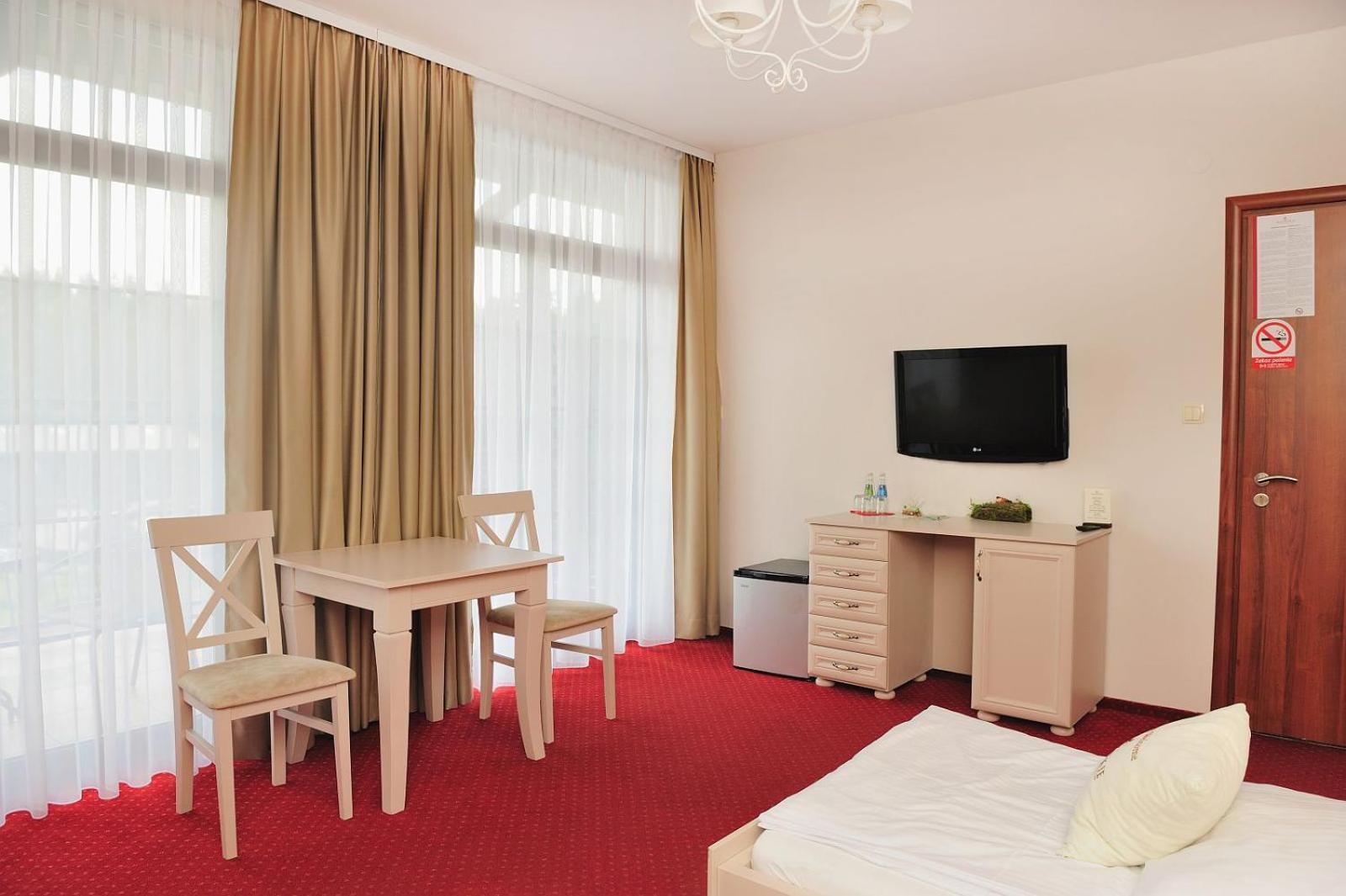 Malutkie Resort Radomsko Luaran gambar